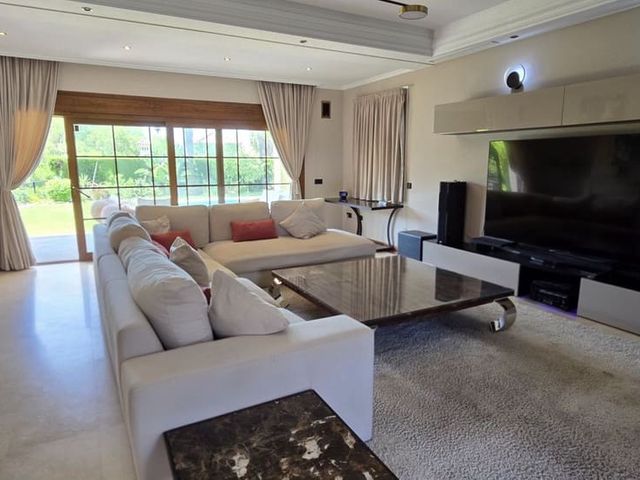Image No.13-5 Bed Villa for sale