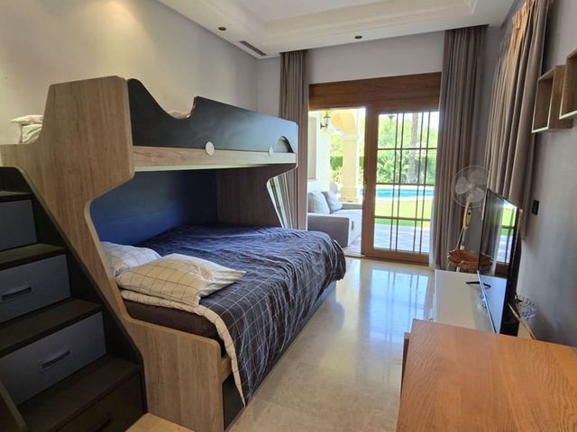 Image No.22-5 Bed Villa for sale