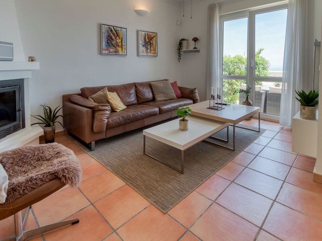 Image No.7-3 Bed Townhouse for sale