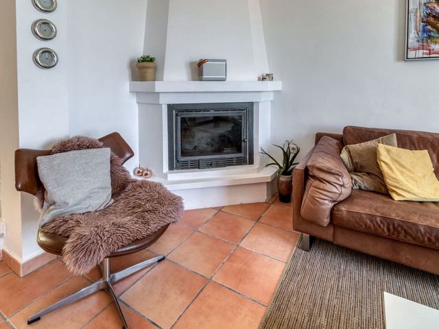 Image No.8-3 Bed Townhouse for sale
