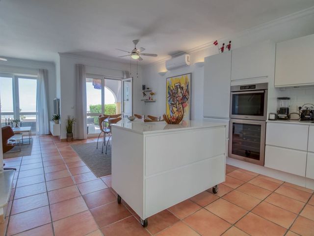 Image No.9-3 Bed Townhouse for sale