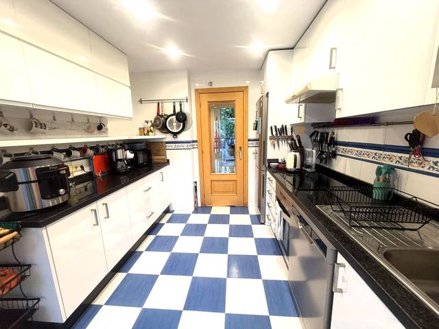 Image No.7-3 Bed Apartment for sale
