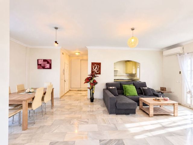 Image No.9-2 Bed Apartment for sale