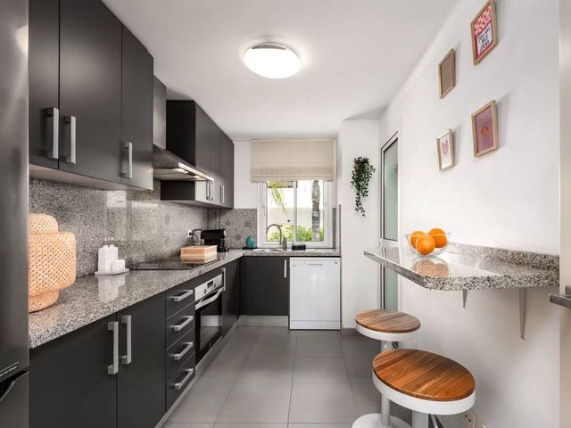 Image No.12-2 Bed Apartment for sale