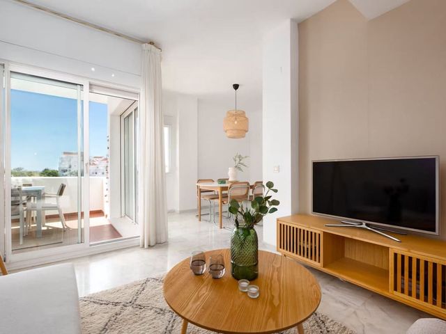 Image No.8-2 Bed Apartment for sale