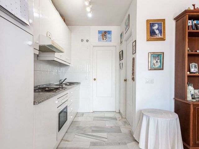 Image No.10-1 Bed Apartment for sale