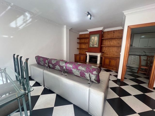 Image No.5-3 Bed Townhouse for sale