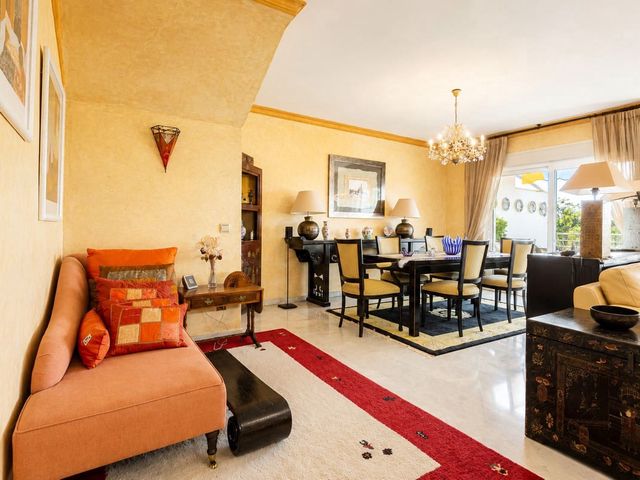 Image No.5-4 Bed Penthouse for sale