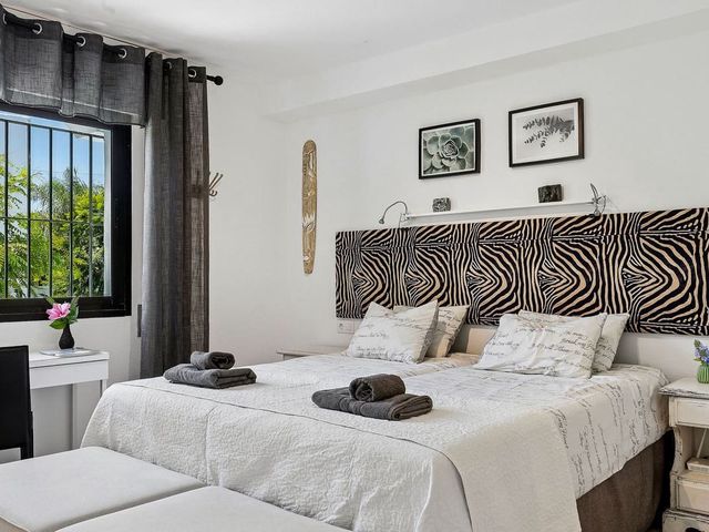 Image No.9-3 Bed Townhouse for sale