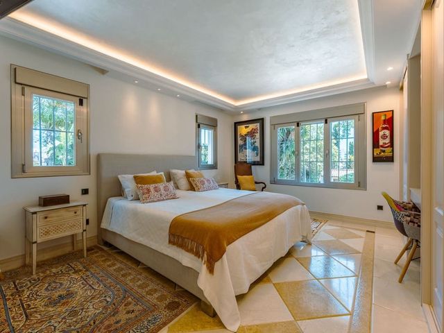 Image No.16-4 Bed Villa for sale