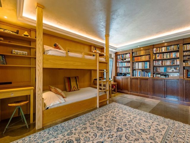 Image No.18-4 Bed Villa for sale