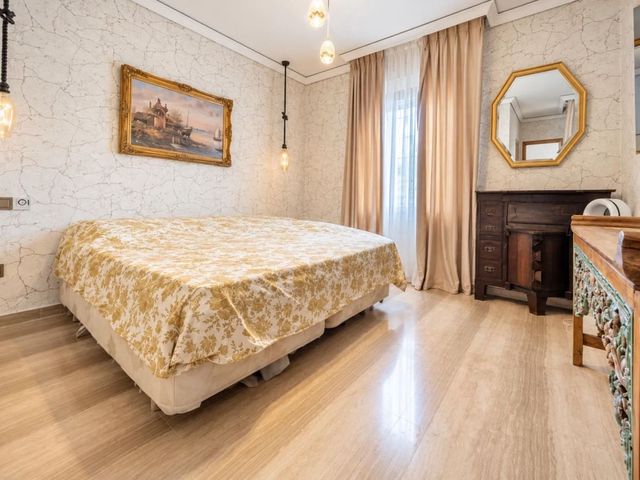 Image No.6-4 Bed Villa for sale