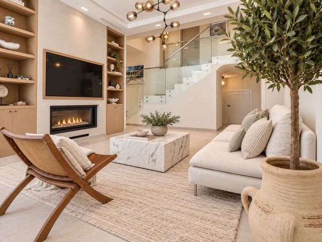 Image No.4-4 Bed Apartment for sale