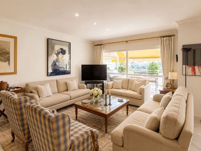 Image No.7-4 Bed Penthouse for sale