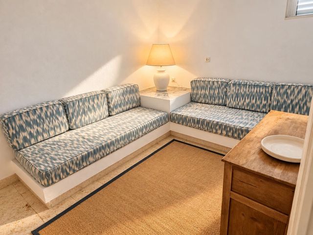 Image No.7-Appartement de 2 chambres à vendre
