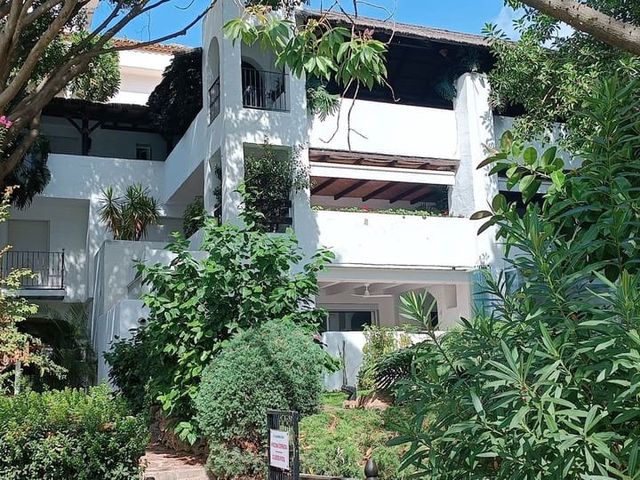 Image No.2-3 Bed Penthouse for sale