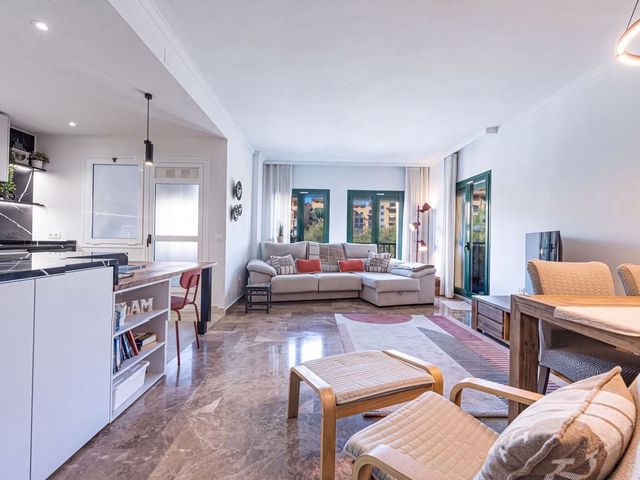 Image No.8-3 Bed Apartment for sale