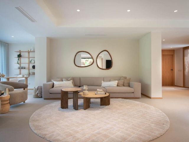 Image No.7-4 Bed Villa for sale