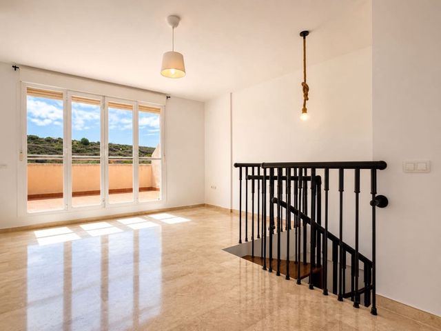 Image No.5-2 Bed Penthouse for sale