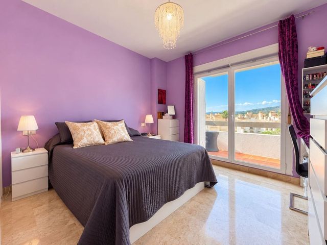 Image No.11-4 Bed Townhouse for sale