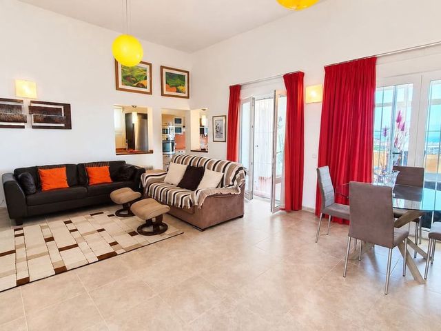 Image No.6-5 Bed Villa for sale