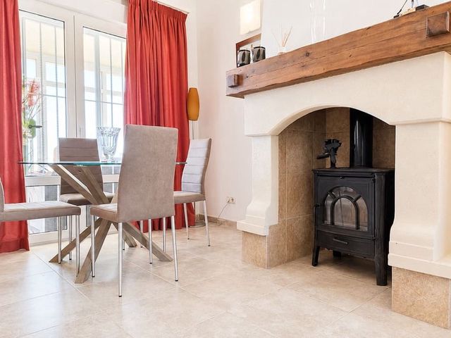 Image No.8-5 Bed Villa for sale