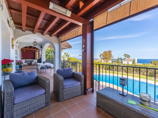 Image No.5-3 Bed Villa for sale