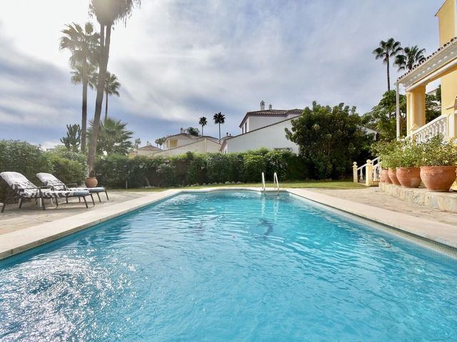 Image No.6-3 Bed Villa for sale