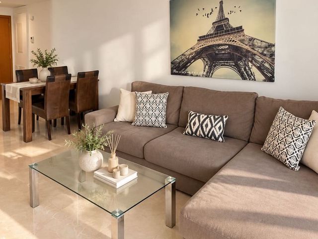 Image No.6-3 Bed Apartment for sale
