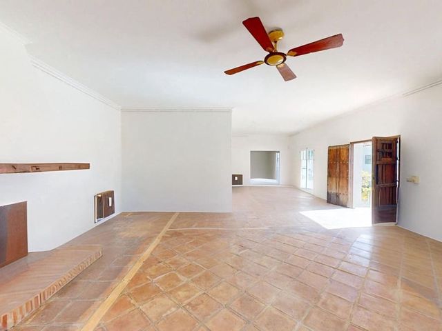 Image No.3-3 Bed Villa for sale
