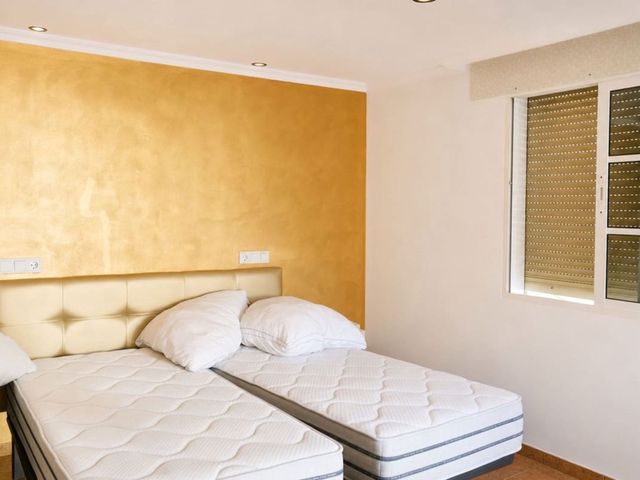 Image No.17-5 Bed Villa for sale