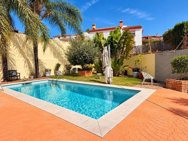 Image No.3-5 Bed Villa for sale
