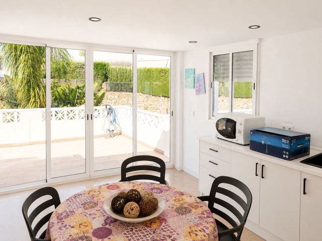 Image No.9-5 Bed Villa for sale