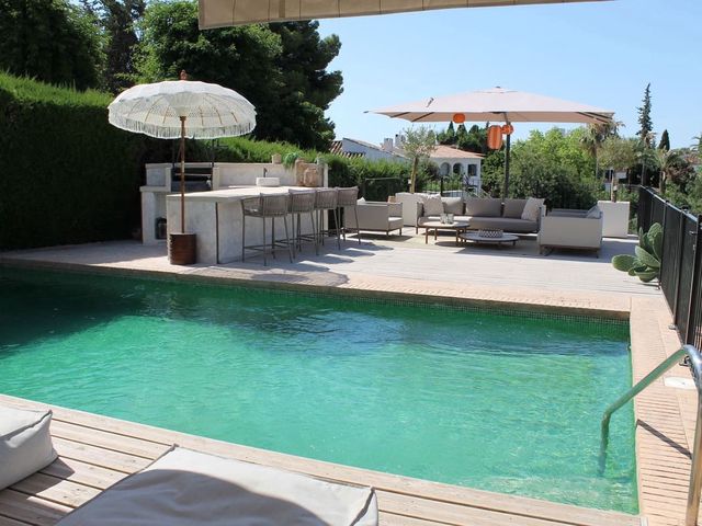 Image No.2-4 Bed Villa for sale