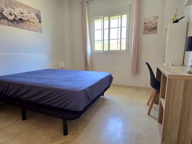 Image No.12-5 Bed Villa for sale