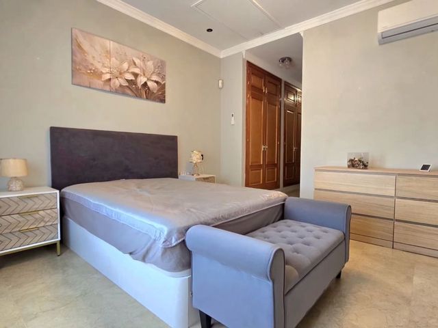Image No.14-5 Bed Villa for sale