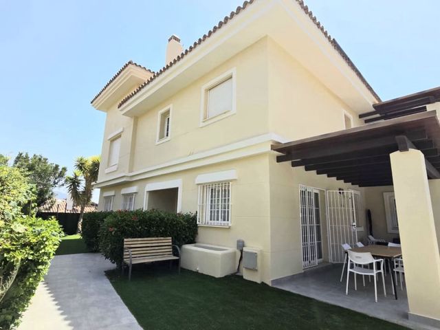 Image No.4-5 Bed Villa for sale