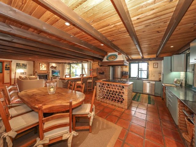 Image No.11-3 Bed Villa for sale