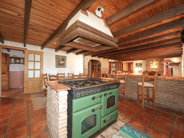 Image No.13-3 Bed Villa for sale