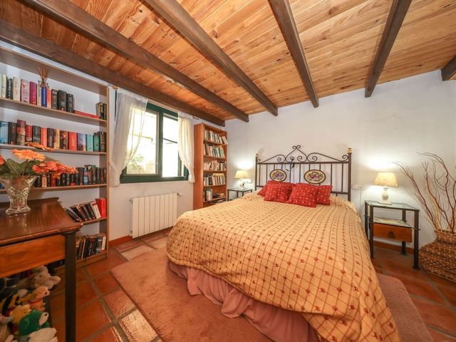 Image No.14-3 Bed Villa for sale