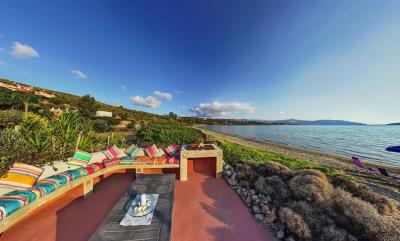 Beachfront-villa-for-sale-in-Evia----