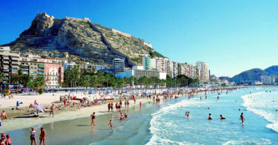 alicante-beach-closest-to-the-flat