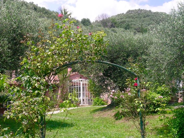 Image No.5-Propriété de pays de 5 chambres à vendre à Massarosa