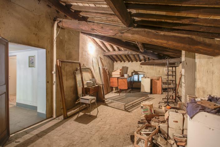 Image No.28-5 Bed Country Property for sale