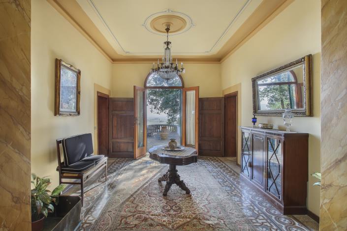 Image No.12-5 Bed Country Property for sale