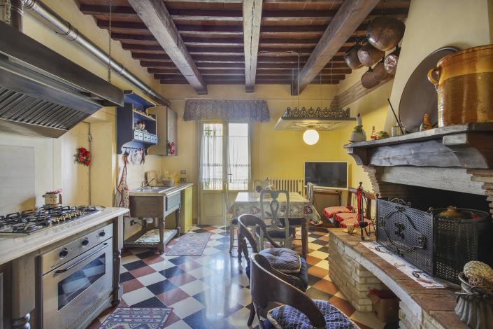 Image No.1-3 Bed Townhouse for sale