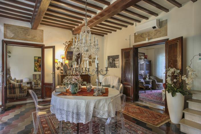 Image No.14-3 Bed Townhouse for sale