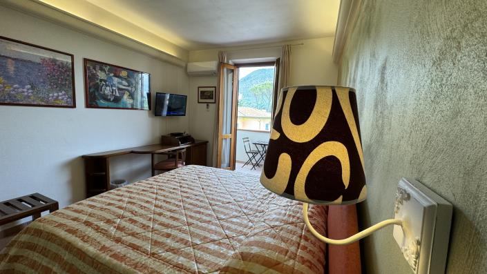 Image No.20-16 Bed Hotel for sale