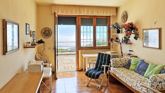 Image No.6-Appartement de 2 chambres à vendre à Quercianella