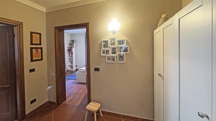 Image No.37-7 Bed Villa for sale